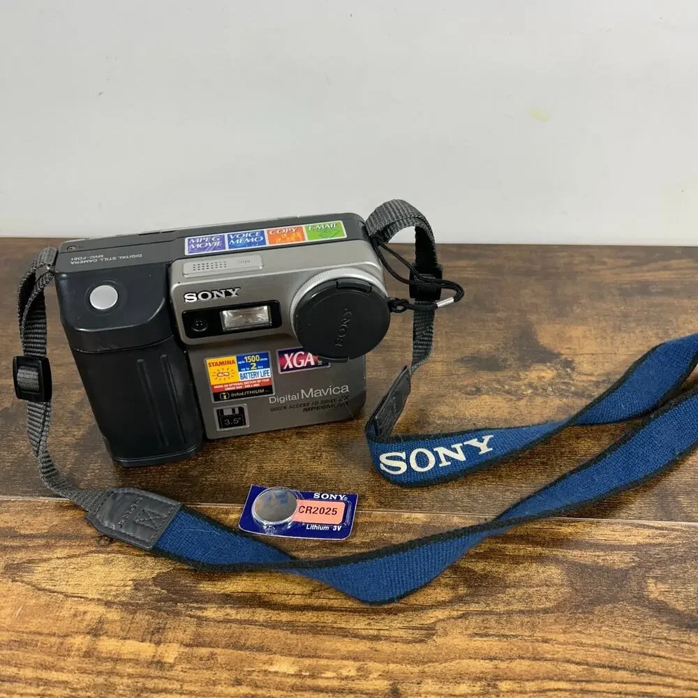 Sony Mavica MVC-FD81 Digital Still Camera MPEG Movie Tested - Working No Battery